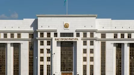 Экс-главу МВД Тургумбаева заключили под стражу на два месяца