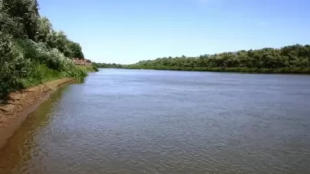 Уровень воды в реке Жайык превысил критическую отметку