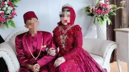 Парню в Индонезии грозит тюрьма за то, что он обманным путем... вышел замуж
