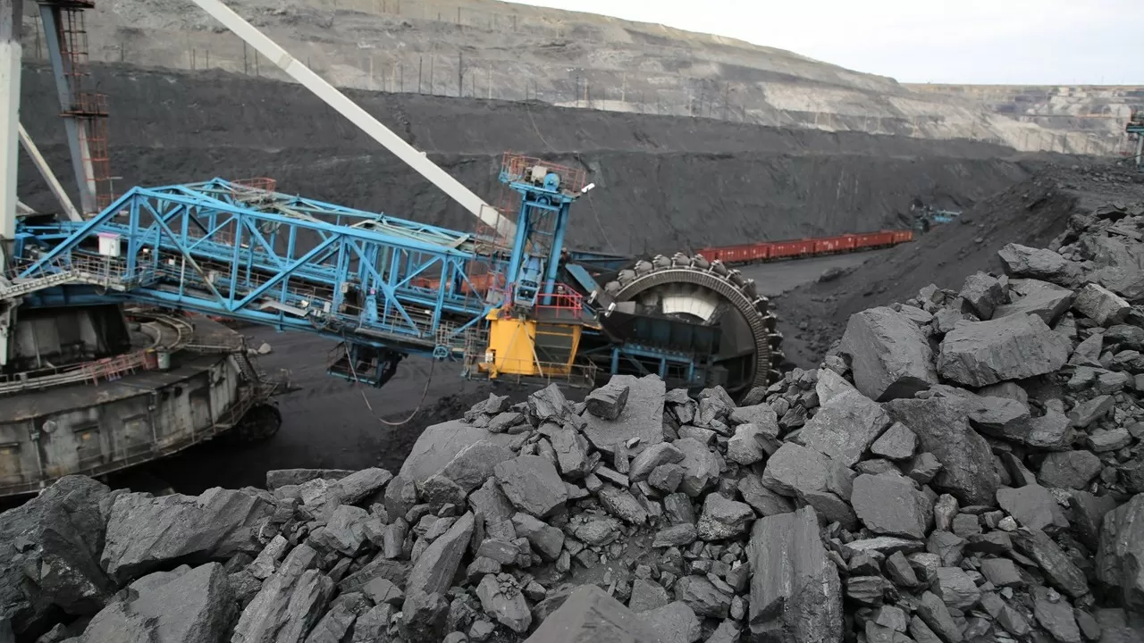 Минфин США ударил по экспорту угля в Россию: "Самрук Энерго" ищет выход
