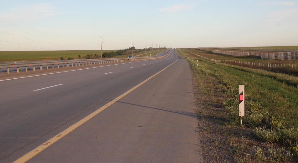 Автомобильное движение на трассе в Жамбылской области ограничено