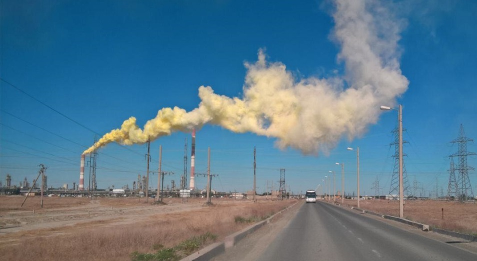 Власти инициировали проверку по факту выбросов газа на Тенгизе