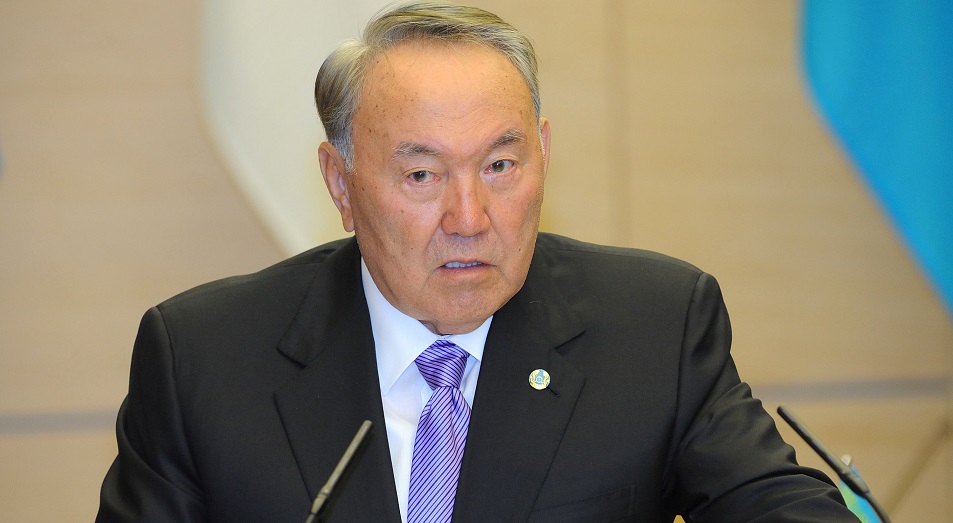 Нурсултан Назарбаев посетил МФЦА