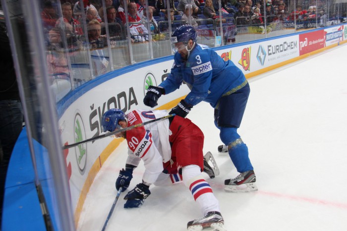 ЧМ по хоккею: чехи не стеснялись удерживать счет в матче с Казахстаном