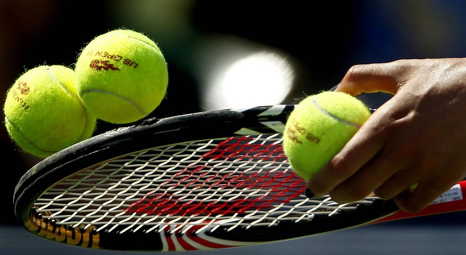 Казахстанцы одержали первую победу на юниорском ЧМ по теннису