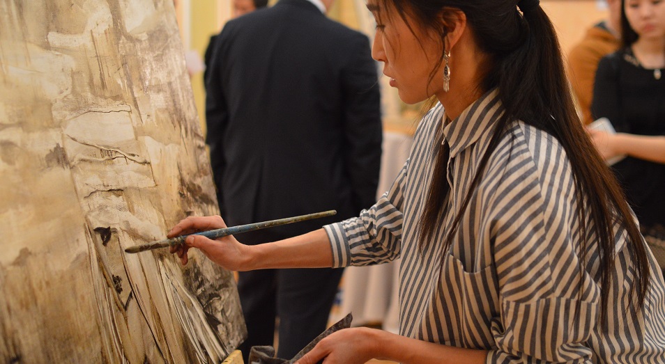 Казахстанские художники воссоздали искусство кочевников