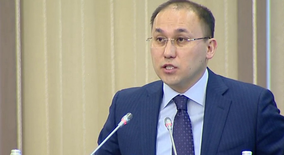 В Казахстане обещают усилить контроль за Интернетом