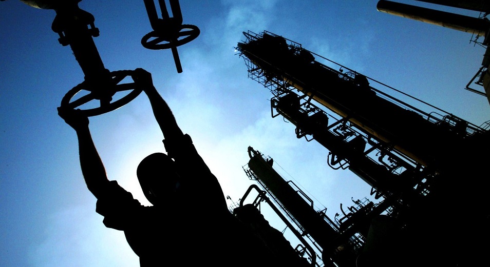 "КТО" утвердил тарифы на транзит российской нефти в Кыргызстан