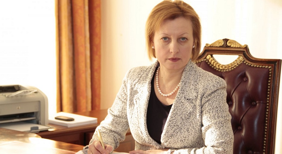 Елена Бахмутова: «Закрывать дыры в бюджете уже не получится»
