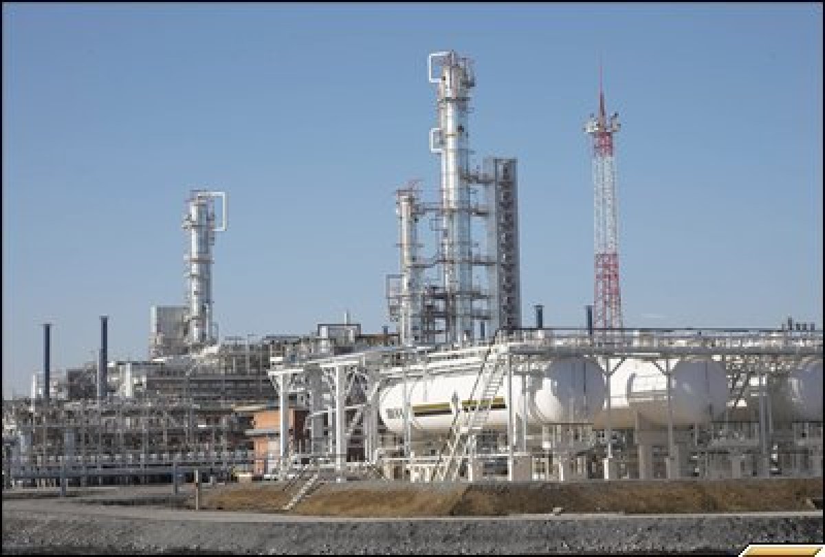 Более 3,5 млн тонн нефти переработал Атырауский НПЗ с начала года
