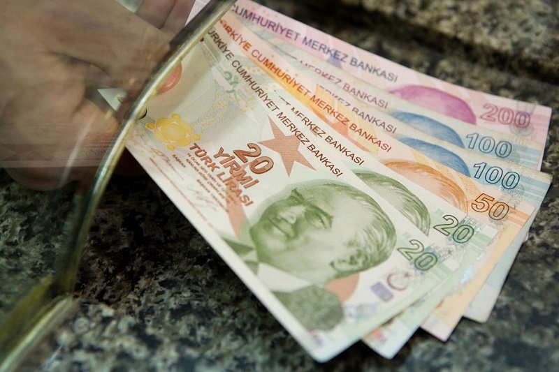 Отказ Турции от доллара не повлияет на тенге - эксперт