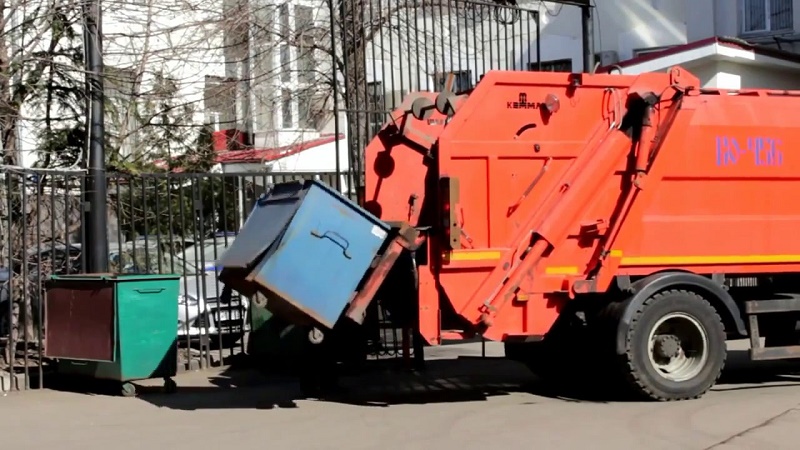 Мусоровывозящие компании просят поднять тариф за вывоз мусора в Актобе втрое