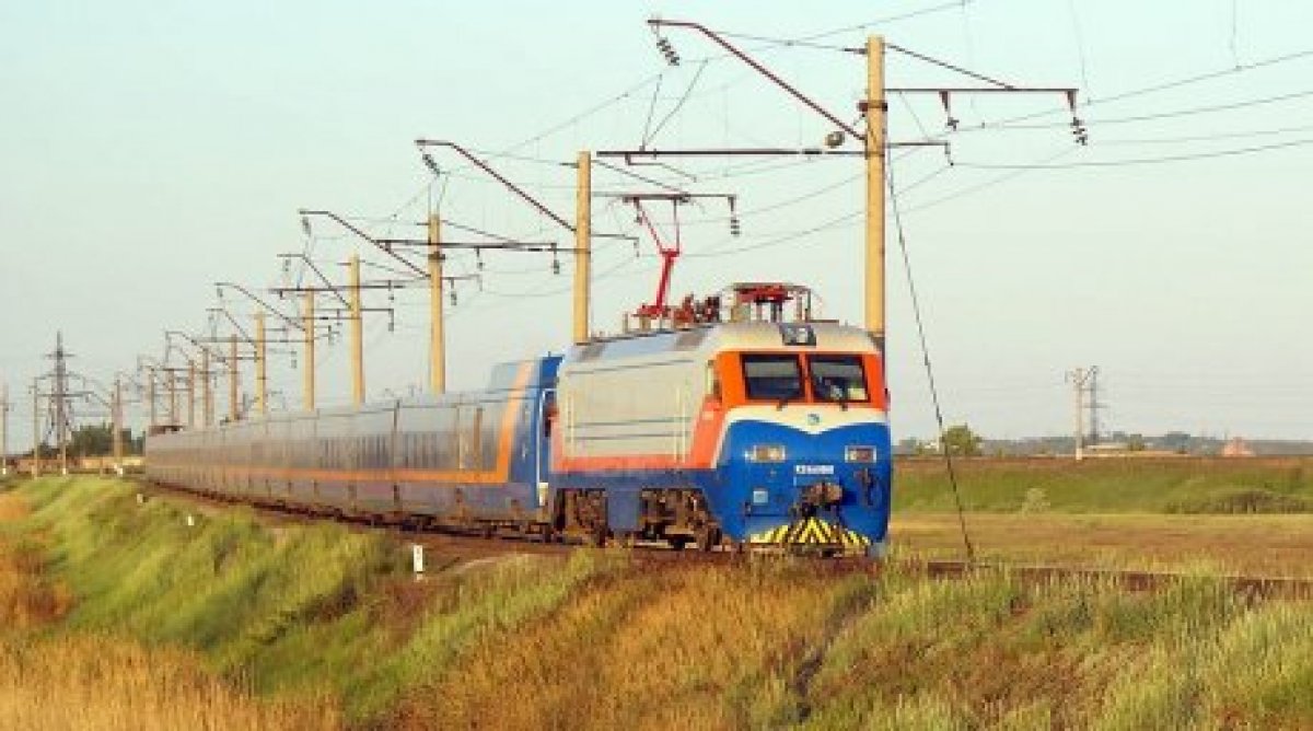 Нарушения на 35 млн тенге были выявлены в ходе проверок пассажирских поездов в РК