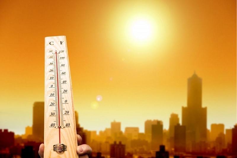 Сильная жара ожидается 22 августа только на западе Казахстана