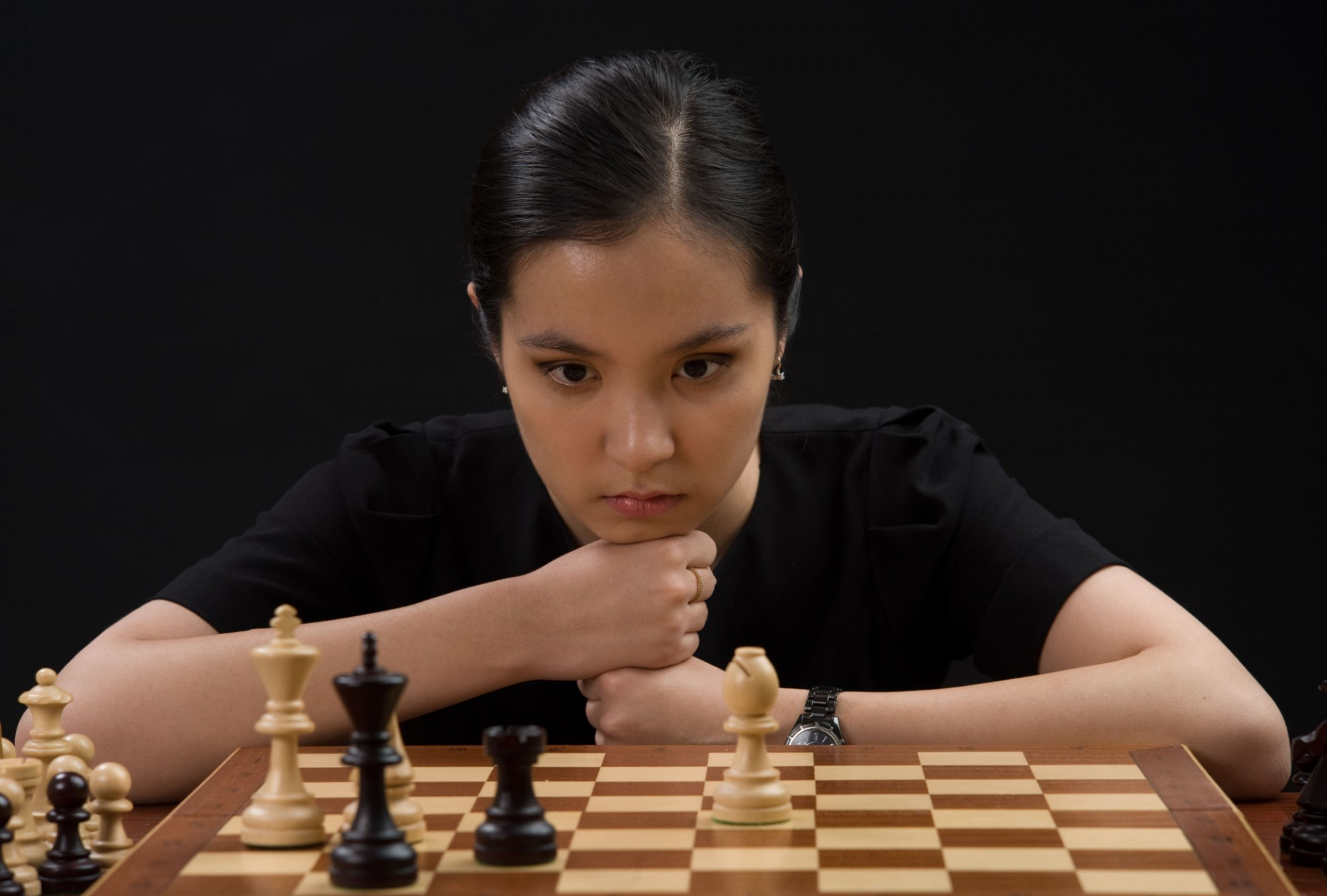 Динара Садуакасова завоевала золото чемпионата Азии по шахматам