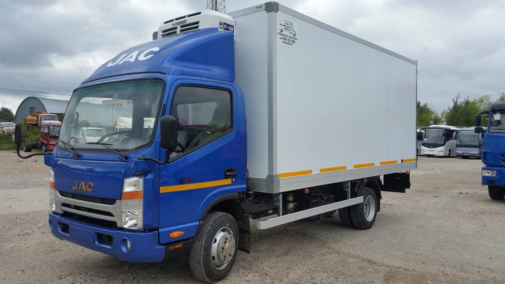 39 грузовых авто из Китая с поддельными документами  пытались ввезти в Казахстан 
