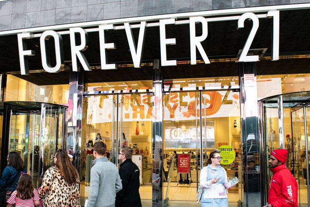 Америкалық Forever 21 компаниясы банкротқа ұшырады 