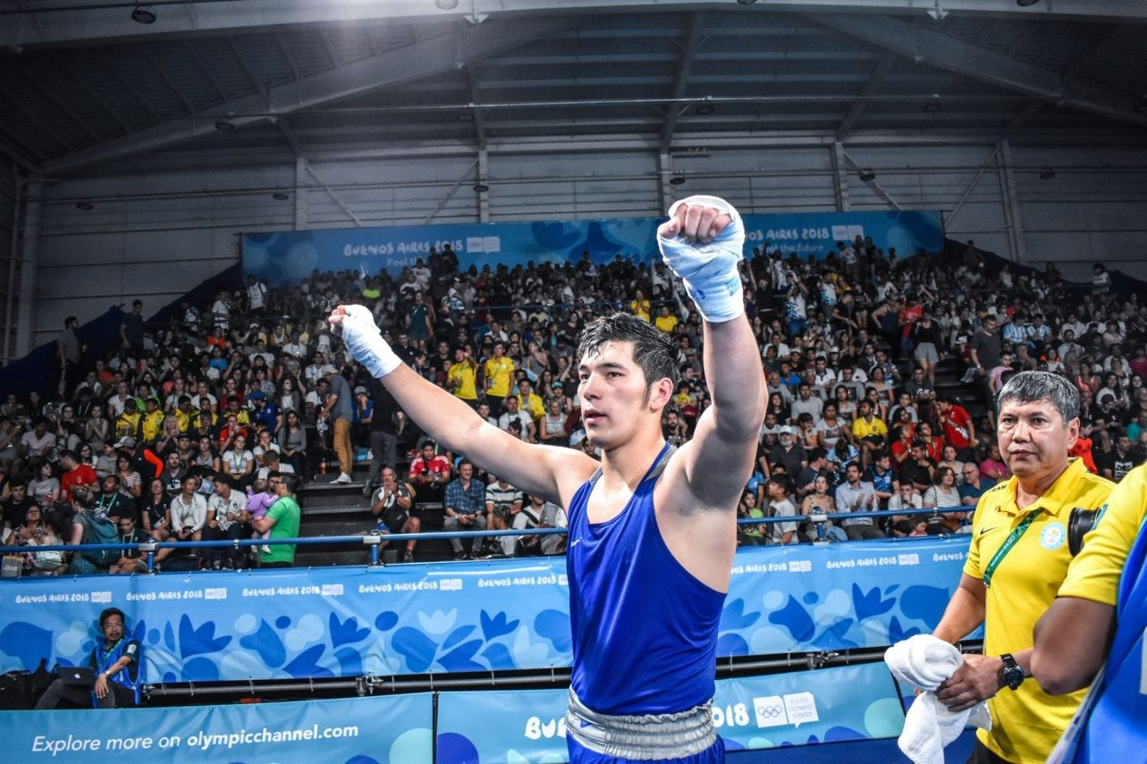 Четыре медали взяли казахстанские боксеры в первый день турнира по боксу в Шанхае