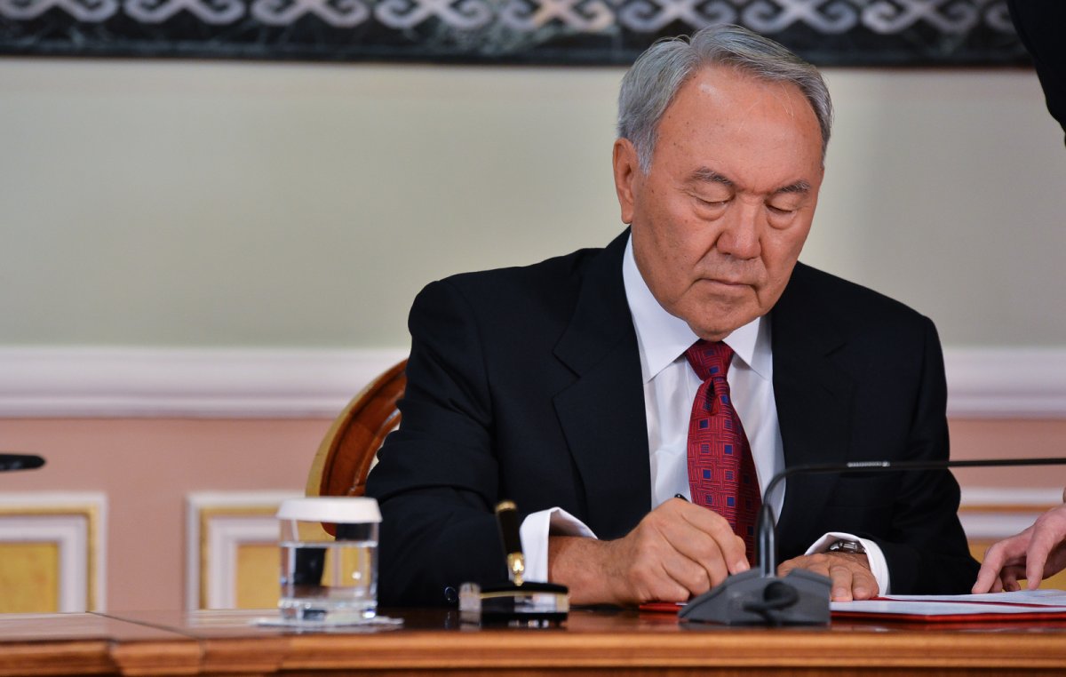 Абай Бисембаев назначен помощником первого президента Казахстана Нурсултана Назарбаева