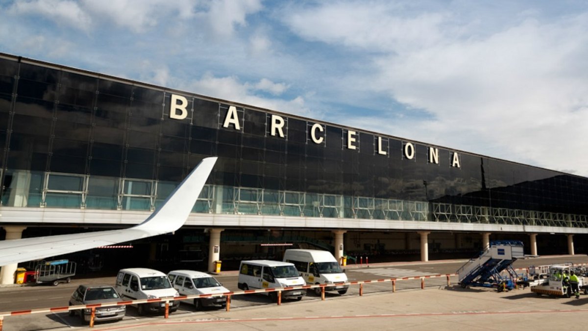 Работа аэропортов Испании будет нарушена 21 и 24 апреля из-за забастовки персонала
