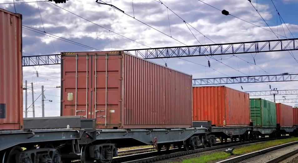 Железные дороги Казахстана и Таджикистана заинтересованы в увеличении объемов грузоперевозок