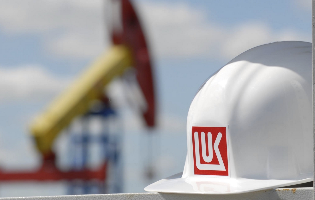 "Лукойл" инвестирует $350 млн в геологоразведку блока Женис в казахстанской части шельфа Каспия