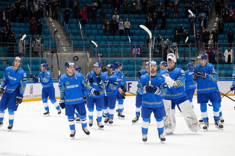 Мужская команда Казахстана по хоккею поднялась в мировом рейтинге
