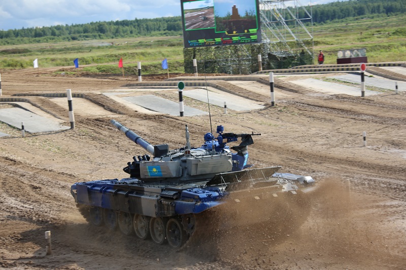 Казахстанские танкисты финишировали первыми на полигоне «Алабино»