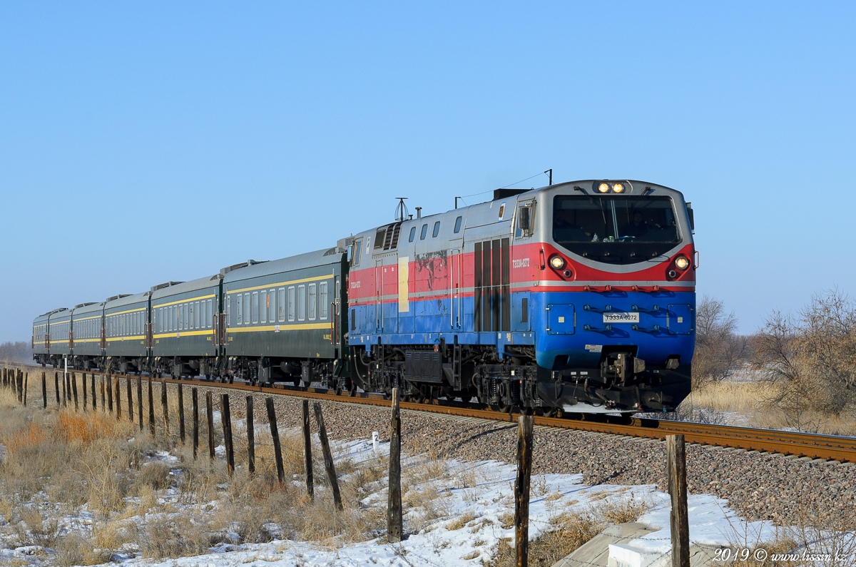 В Казахстане в связи с сильными морозами и метелями отменяется движение некоторых поездов 