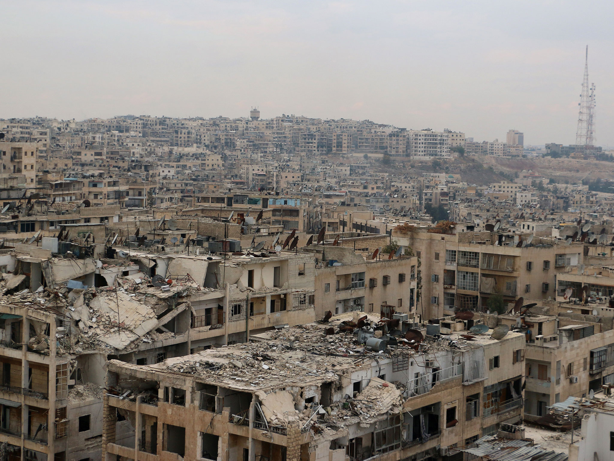 Число пострадавших в результате химатаки с применением хлора в Алеппо превысило 100 человек