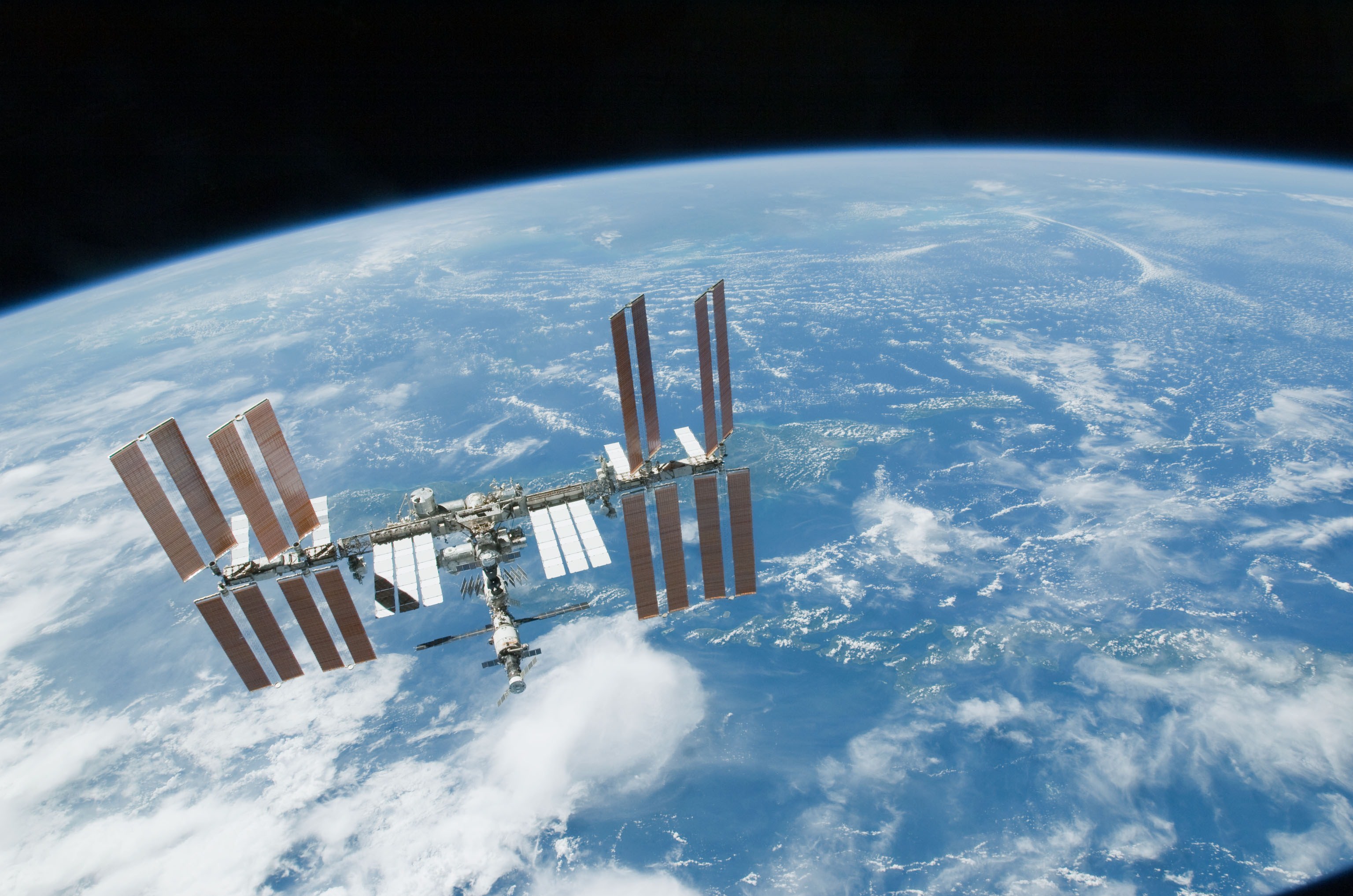 Экипажи 58/59 длительной экспедиции на МКС начнут подготовку на Байконуре