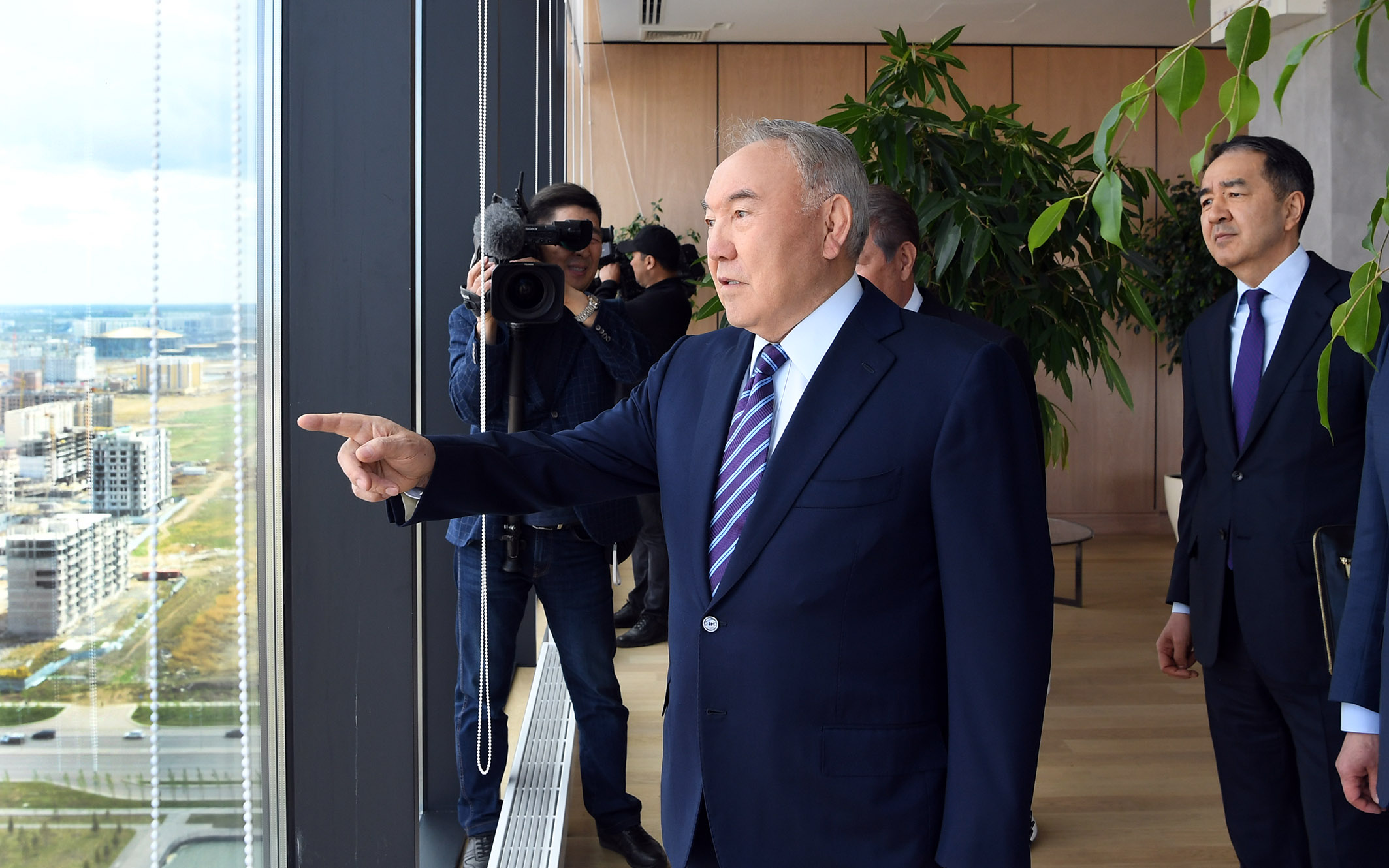 Нурсултан Назарбаев отметил, что деятельность "Самрук-Казына" будет находиться на его личном контроле