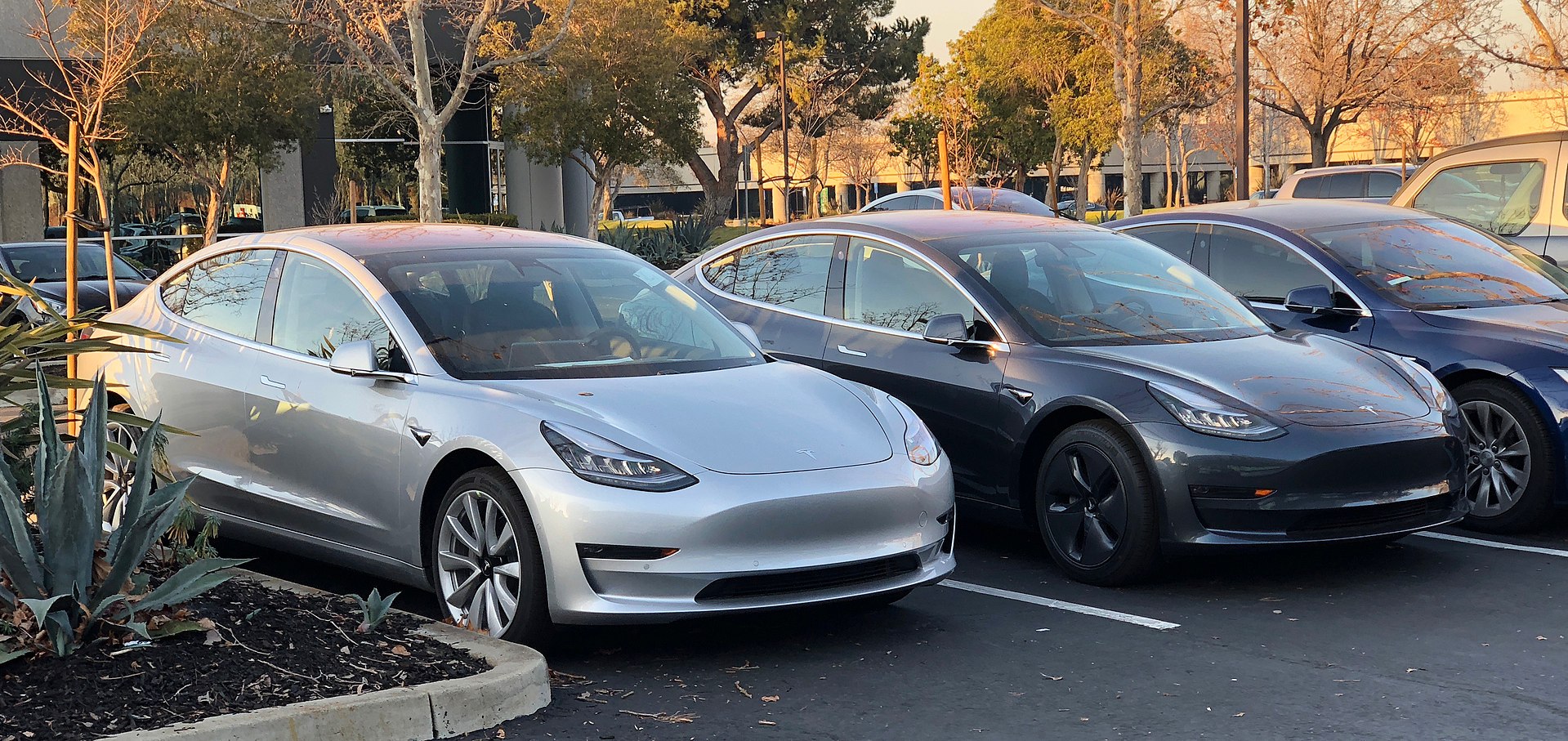 Tesla получила разрешение на продажу Model 3 в Европе