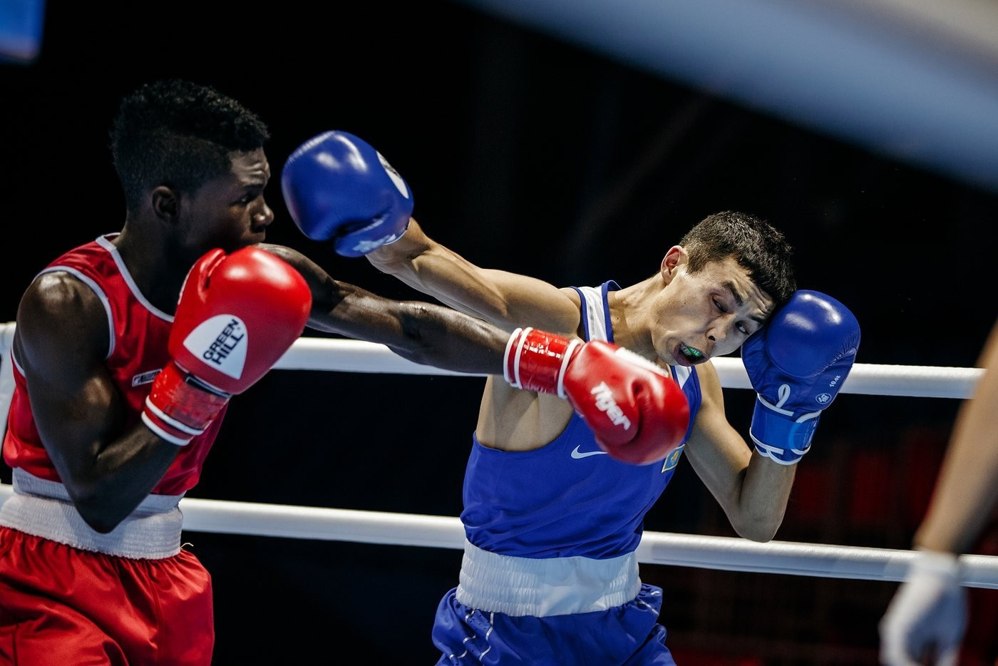 Боксер Сакен Бибосынов успешно стартовал в отборе на Олимпиаду-2020