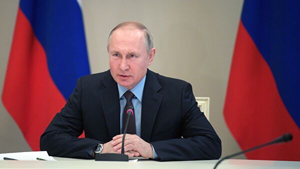 Путин обратился к россиянам из-за коронавируса