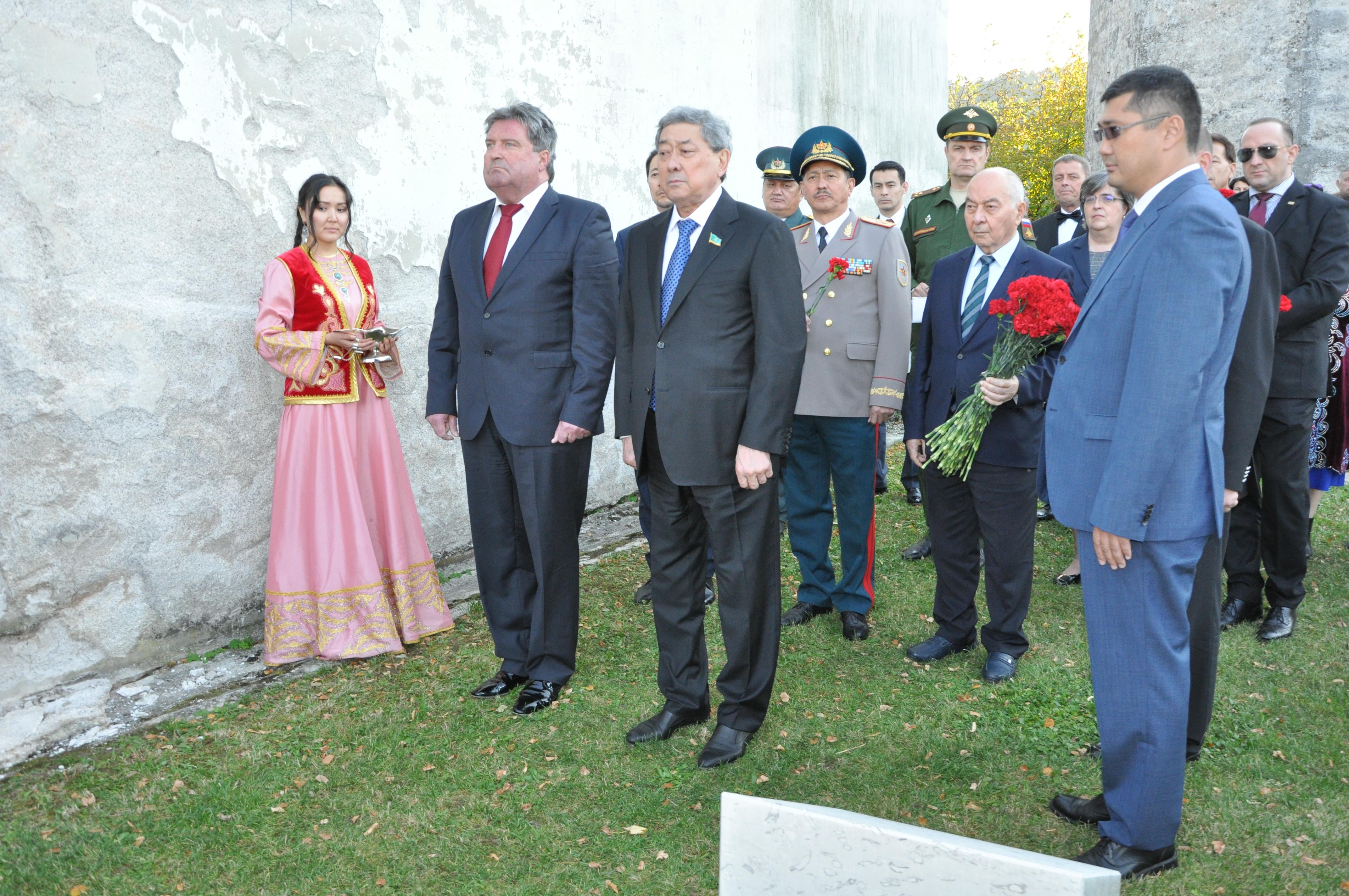 В Словении почтили память казахстанского героя, погибшего в годы ВОВ 