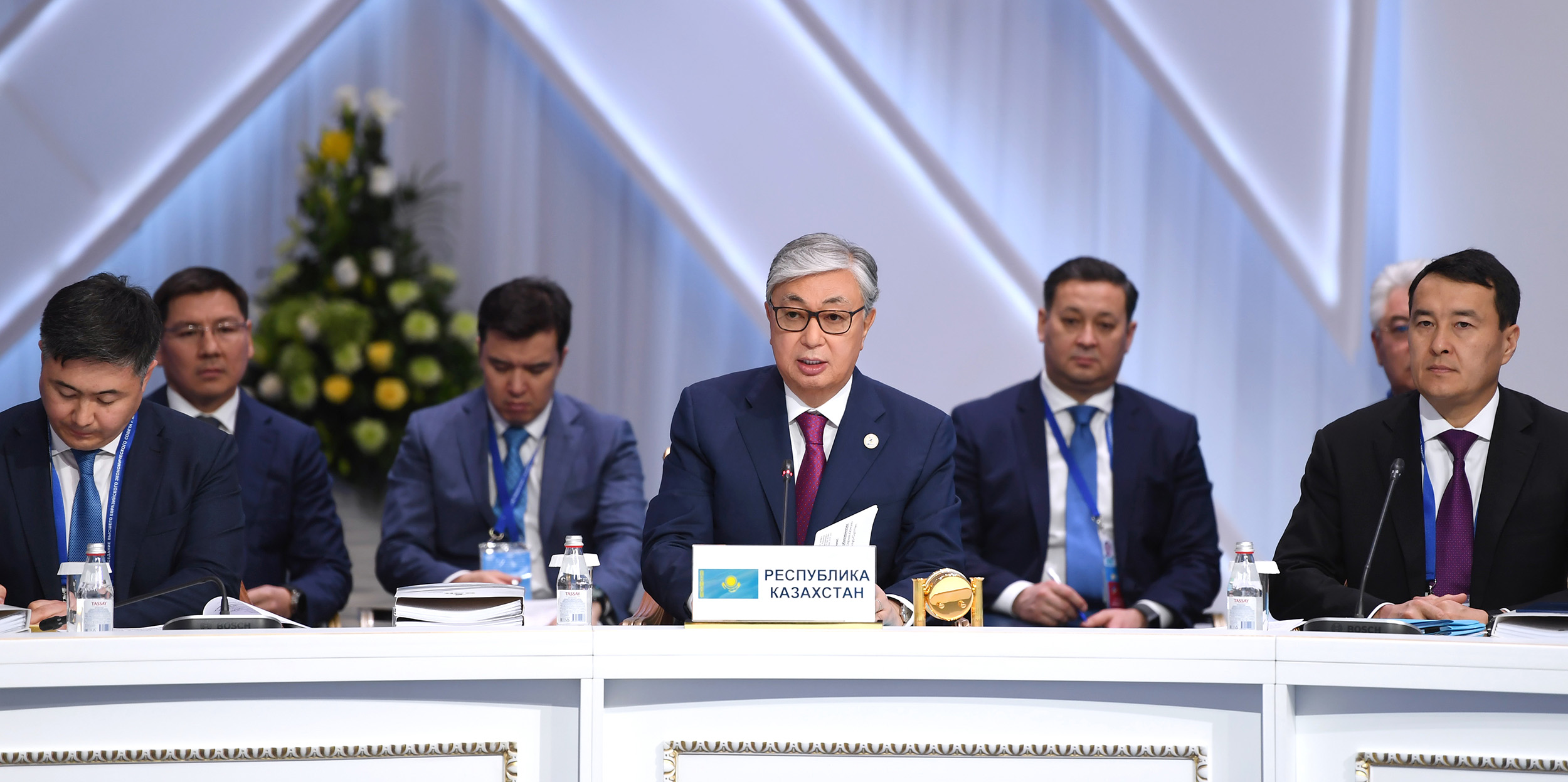 Главы стран ЕАЭС подписали ряд документов на саммите в Нур-Султане