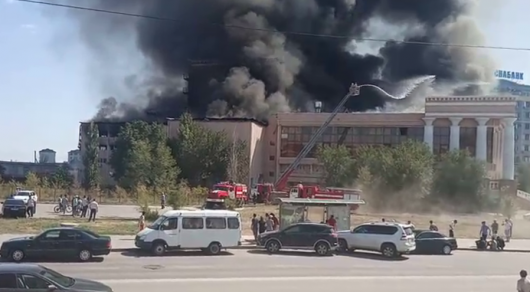 Пожар в здании драмтеатра в Атырау локализован