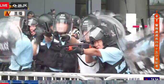 Более 20 человек арестованы в Гонконге за участие в беспорядках