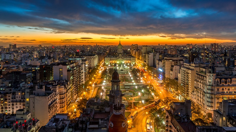 Масштабный сбой в энергосистеме обесточил Аргентину и Уругвай