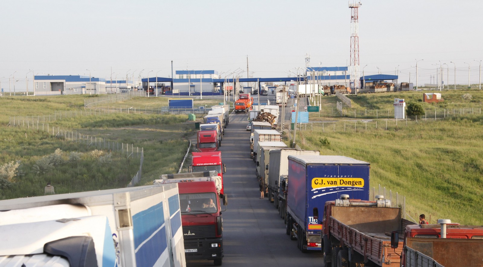 С начала года в Челябинскую область через границу с Казахстаном не пустили 480 мигрантов