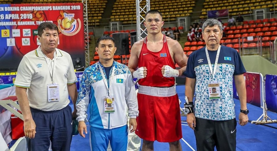ЧА-2019 по боксу: Казахстан снова второй