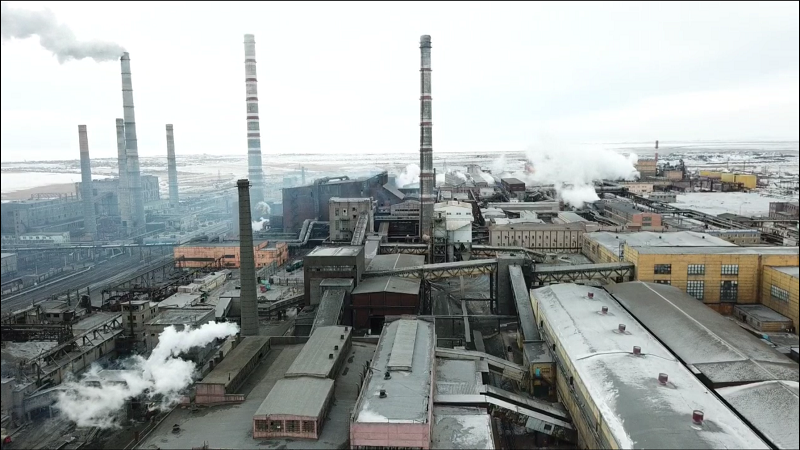 На ТОО "Казахмыс Смэлтинг" произошло обрушение металлических конструкций на площади 440 кв. метров