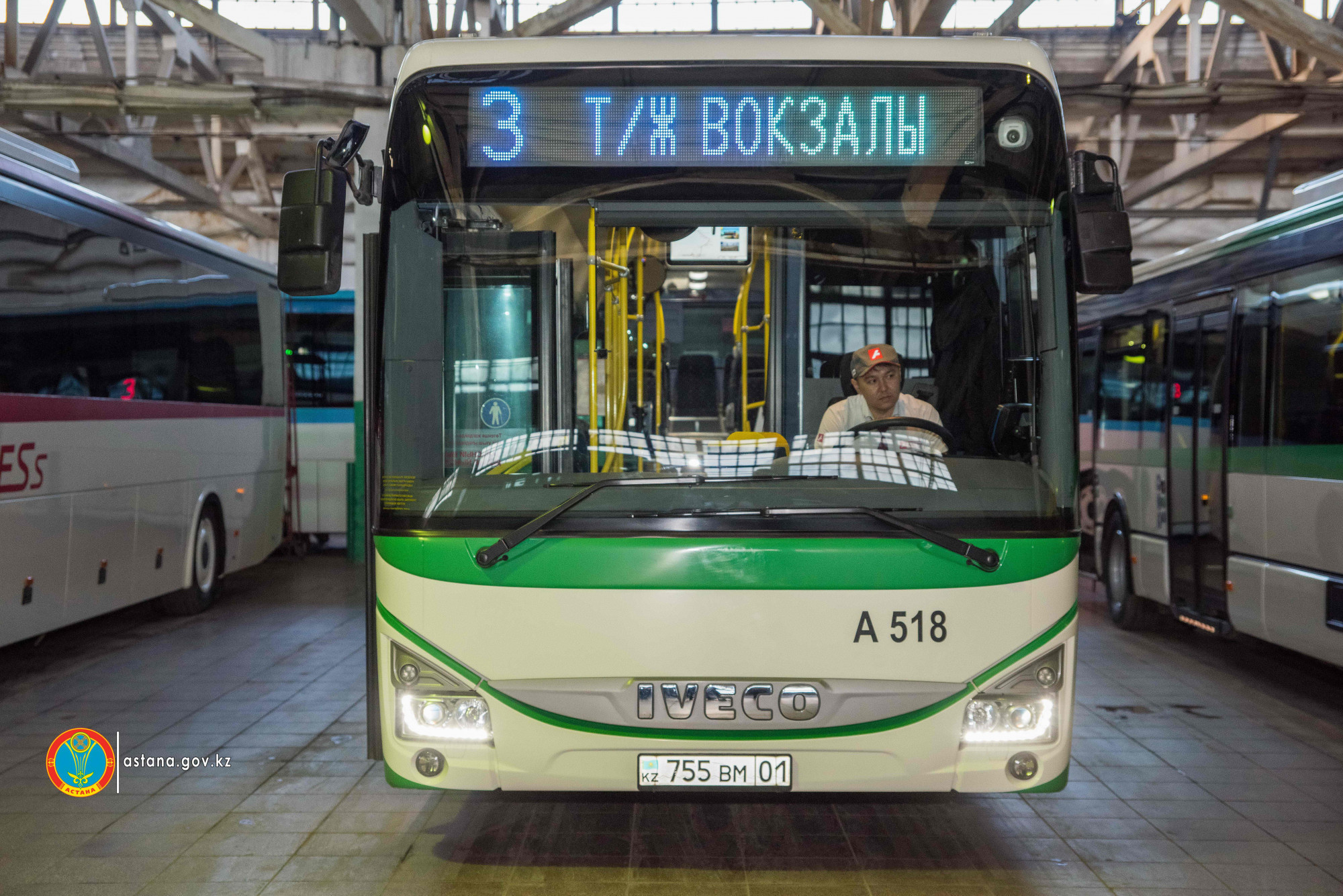 Некоторые автобусы поменяют маршрут в связи с шествием 9 мая в столице