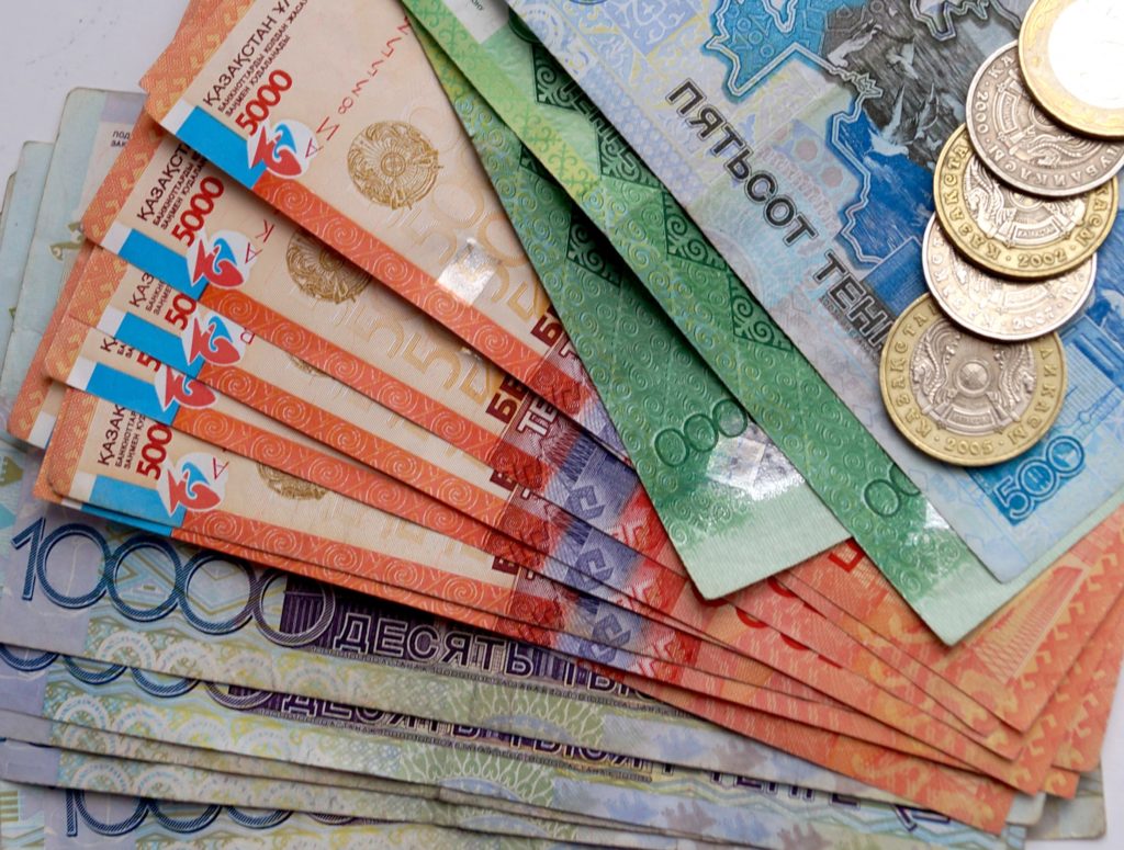 Руслан Даленов: денег в экономике для развития МСБ слишком мало