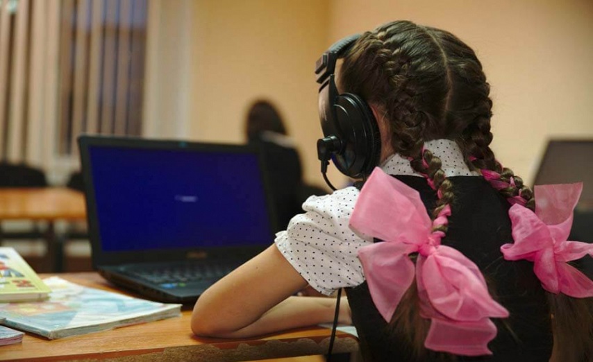 «Баням – да, а школам – нет!»: почему частные школы Казахстана хотят работать офлайн