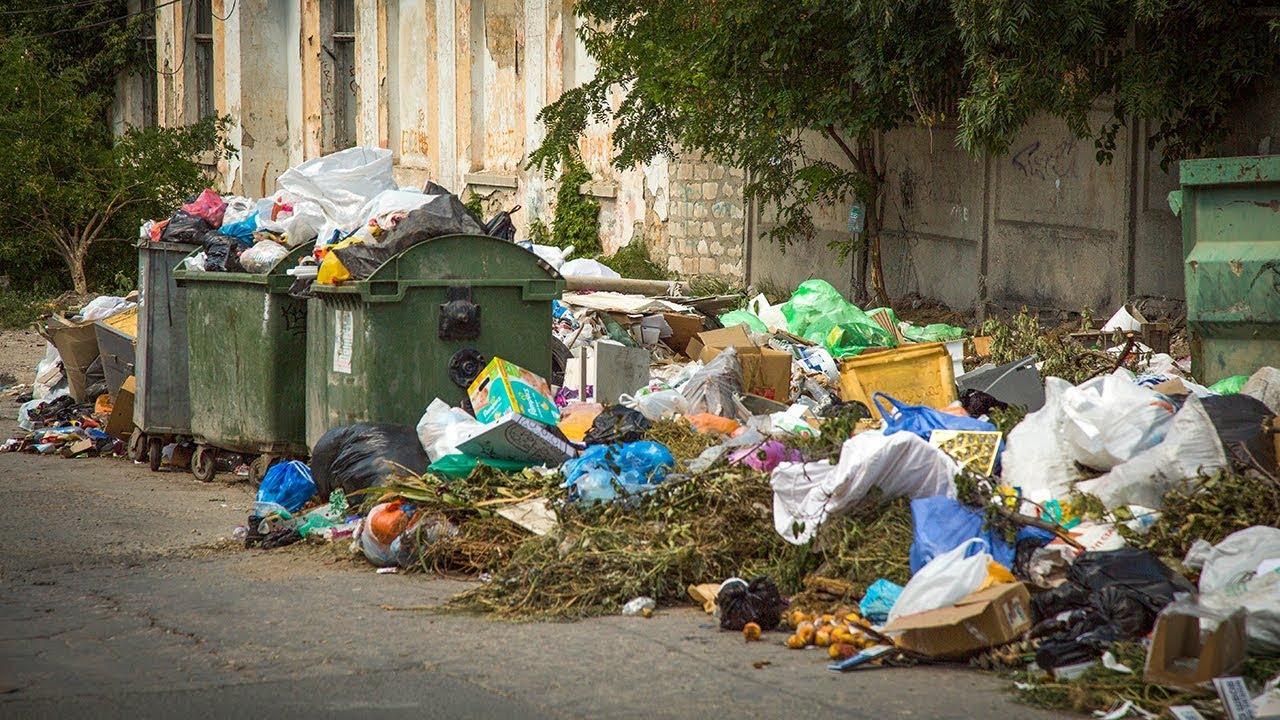 Всех оштрафовать не можем: алматинцев просят не загрязнять горы мусором
