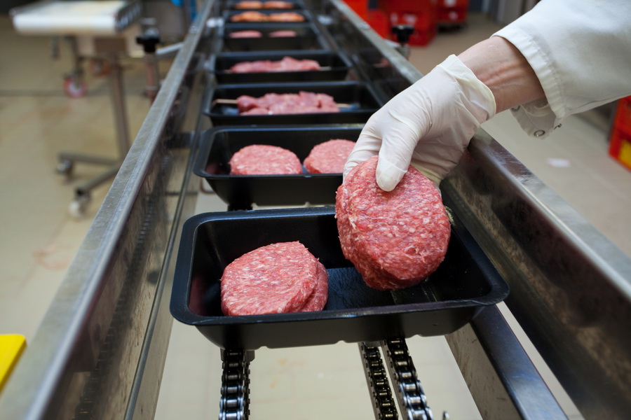 В Казахстане планируют строительство девяти мясоперерабатывающих заводов 