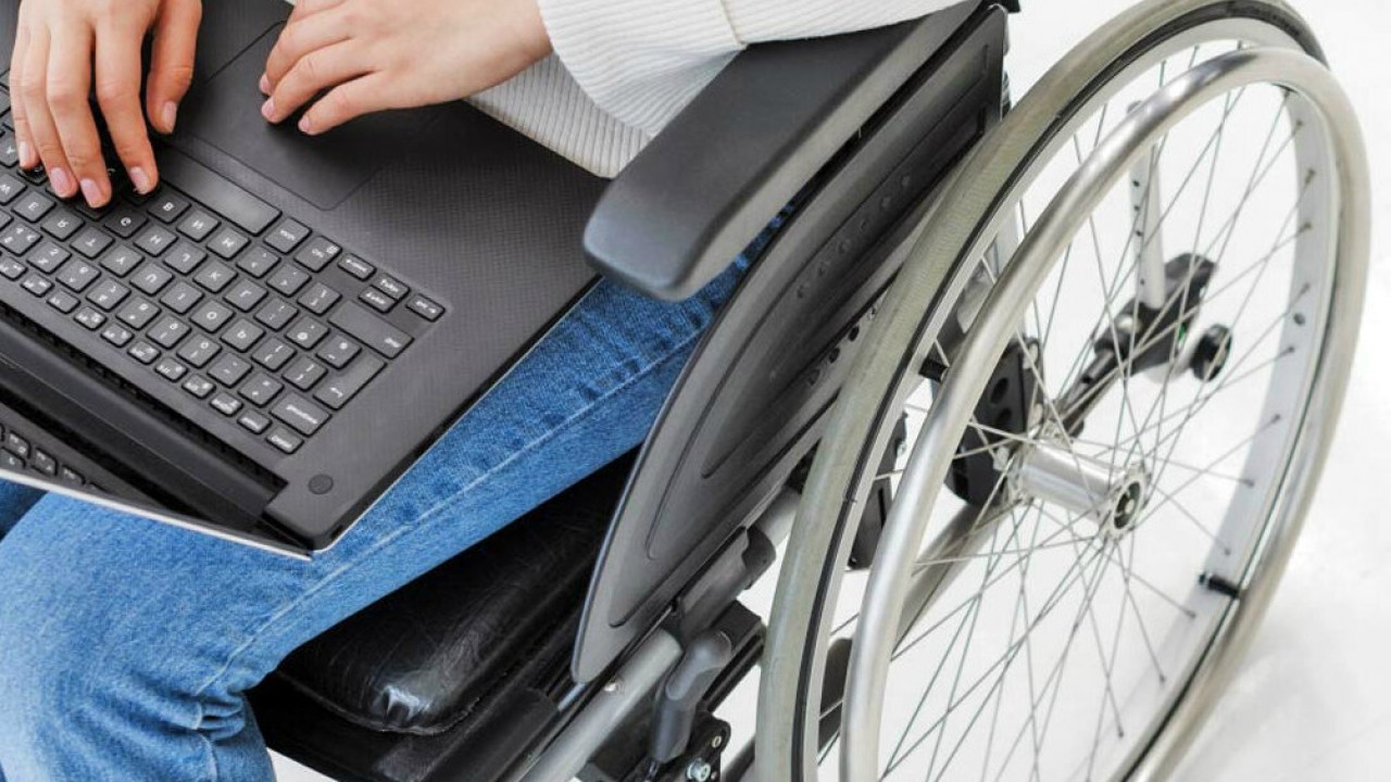 Упростили инвалидность. Инвалидность. Трудоспособность инвалидов. Интернет для людей с ограниченными возможностями. Электронные услуги для людей с инвалидностью.