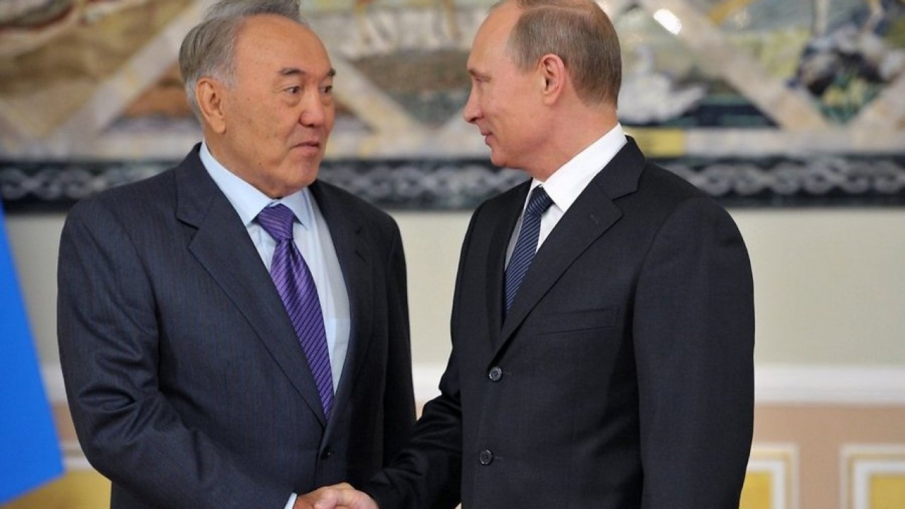 Нұрсұлтан Назарбаев пен Владимир Путиннің кездесуі басталды